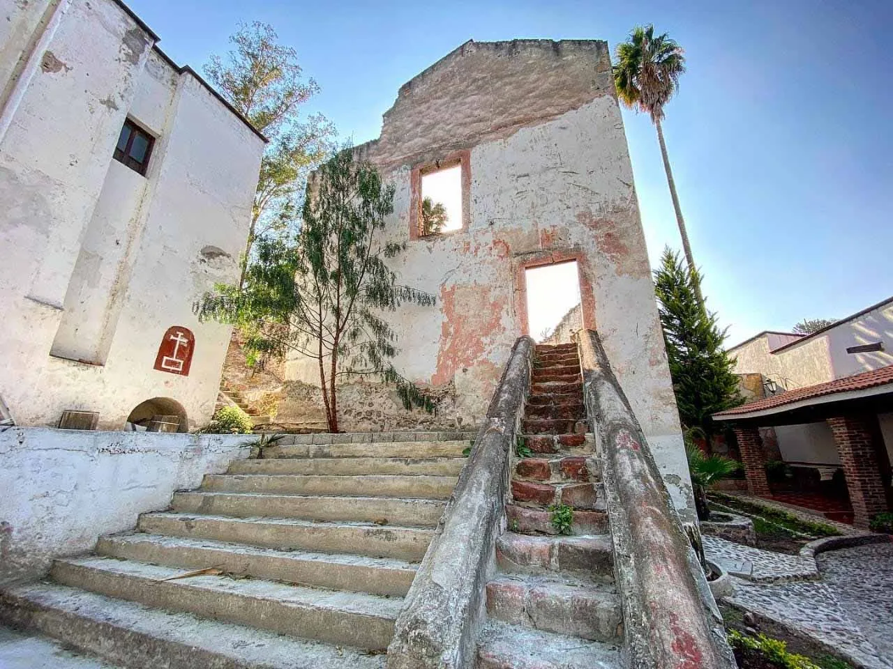 Hacienda Real — Capilla antigua